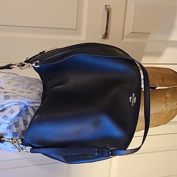 Authentic Coach Purse - Picture 3 of 8